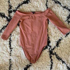 • S O F T P I N K • EXPRESS BODYSUIT
